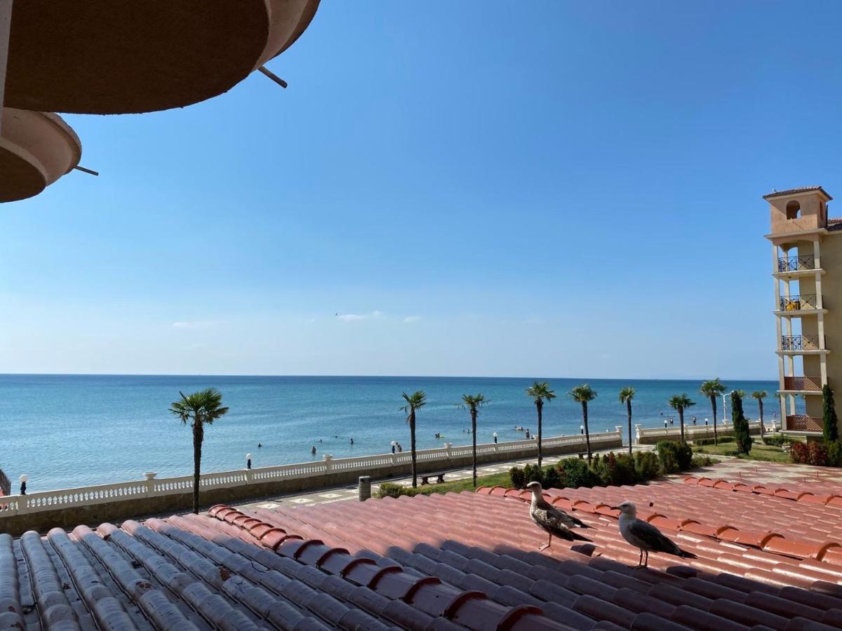 Andalusia Apartments النايت المظهر الخارجي الصورة