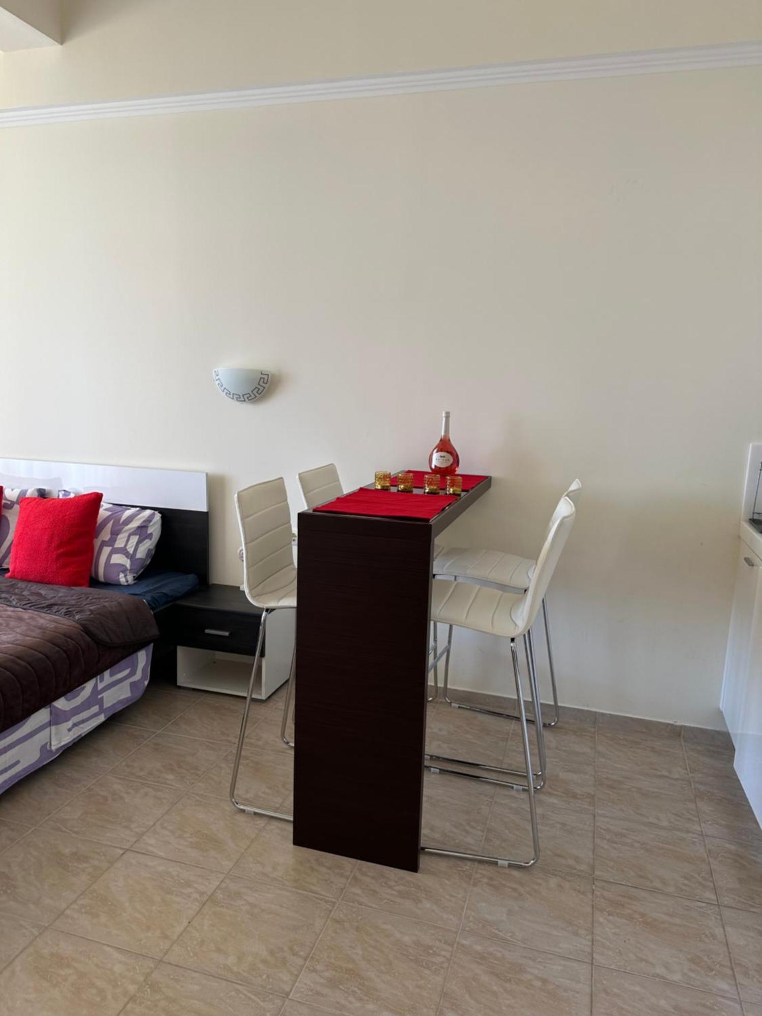 Andalusia Apartments النايت المظهر الخارجي الصورة