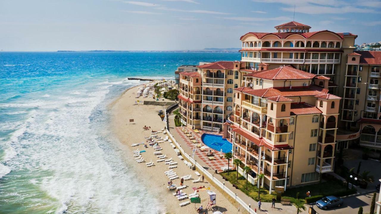 Andalusia Apartments النايت المظهر الخارجي الصورة