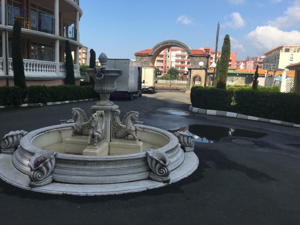 Andalusia Apartments النايت المظهر الخارجي الصورة